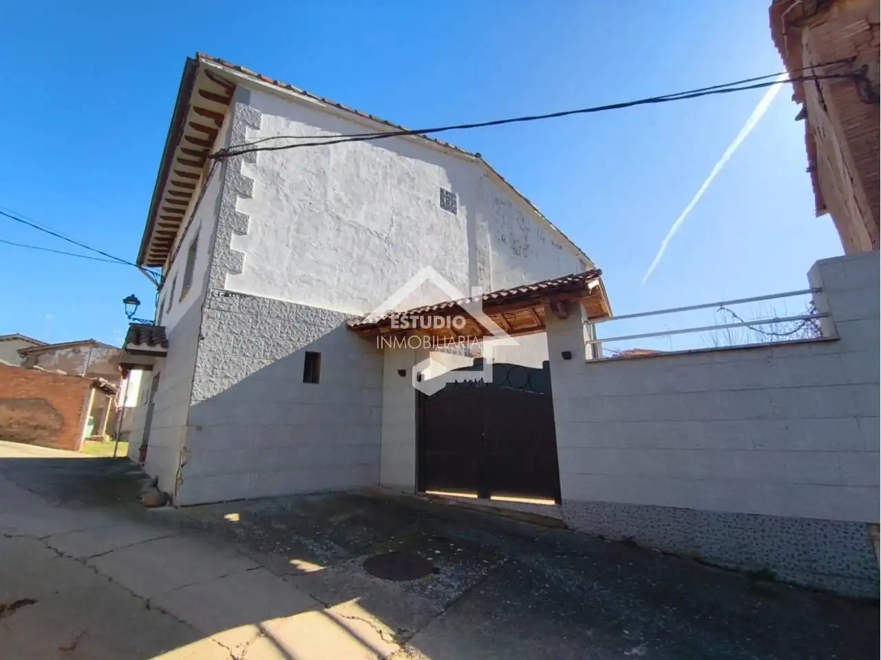 Vista exterior de Casa o chalet en venta en Torrecilla Sobre Alesanco con Jardín privado, Terraza y Amueblado