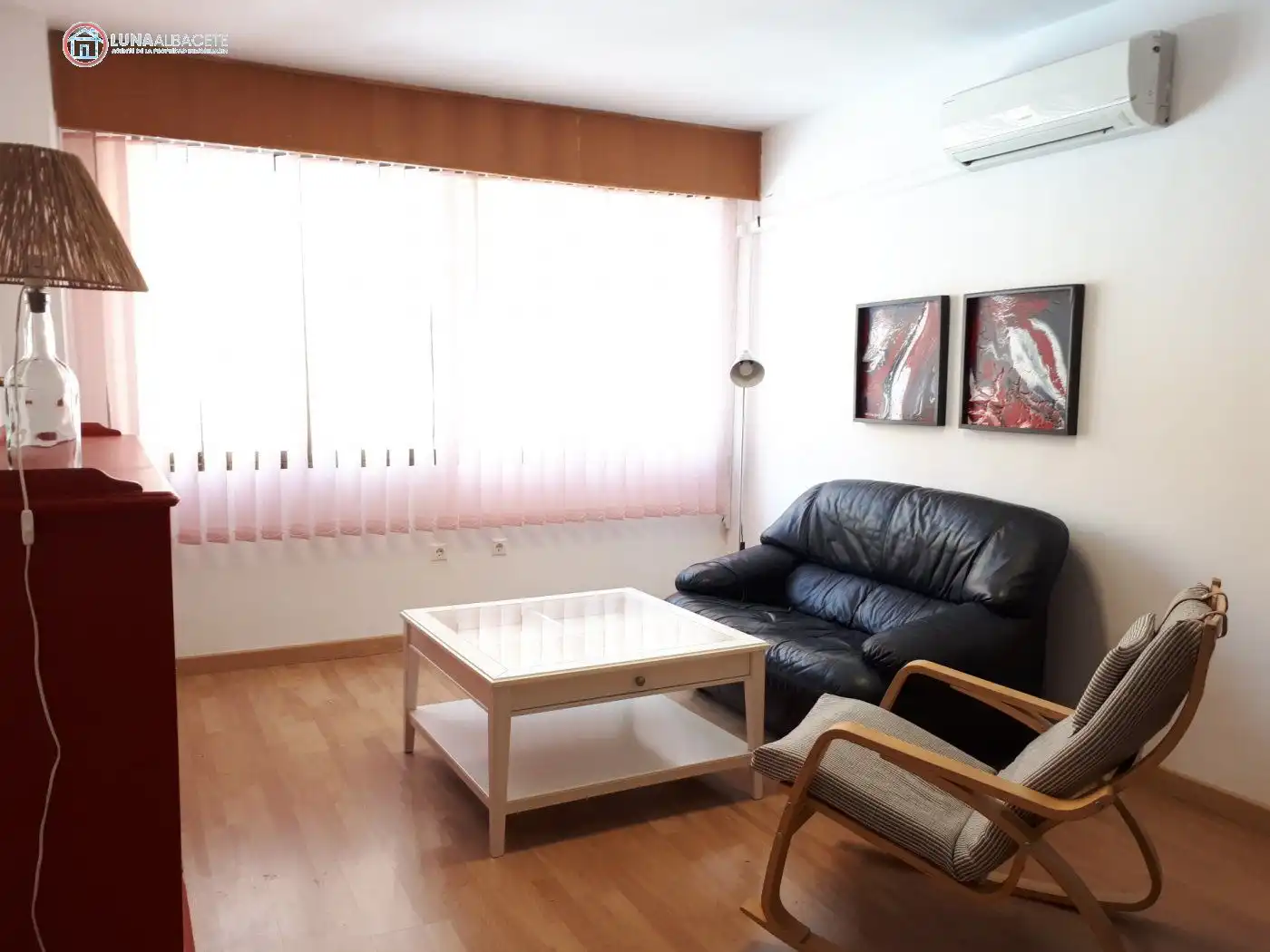 Sala de estar de Apartamento de alquiler en Albacete con Calefacción y Trastero