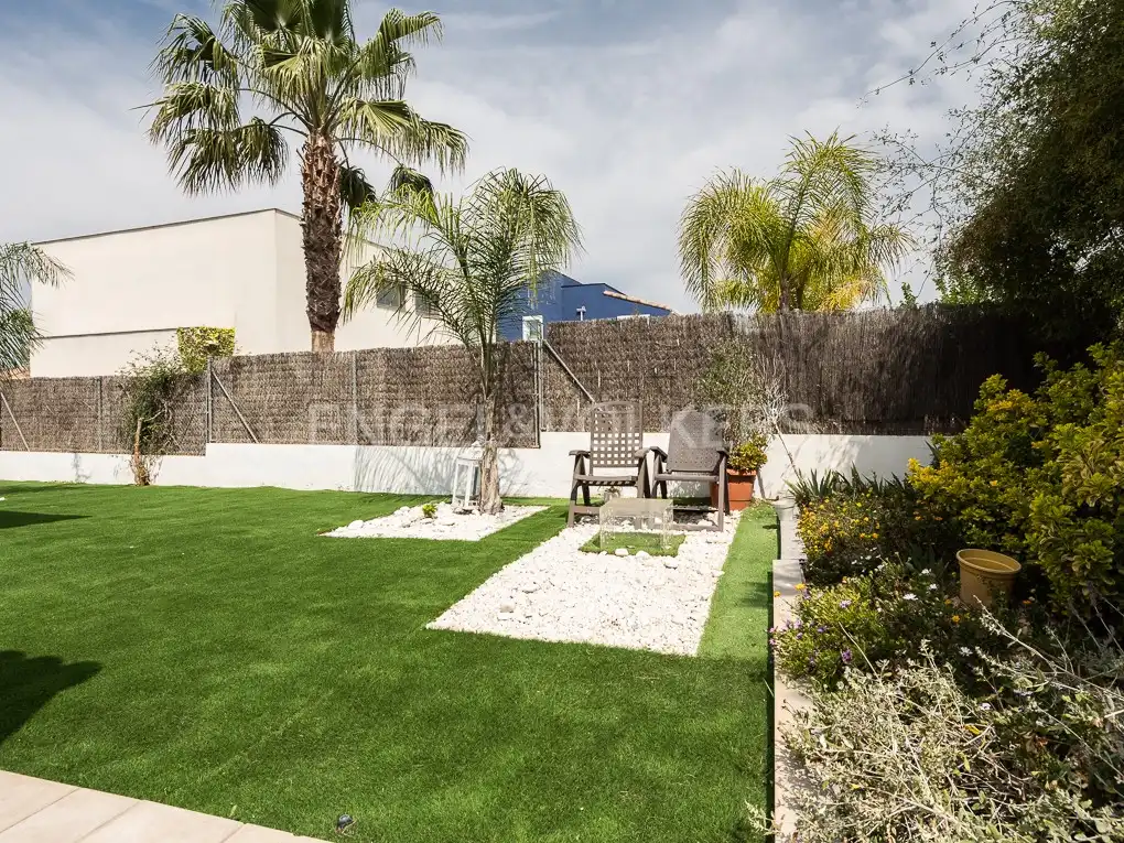 Jardí de Casa o xalet de lloguer en Bétera amb Aire condicionat, Calefacció i Jardí privat