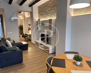 Living room of Flat to rent in  Valencia Capital  with Heating, Terrace and Furnished