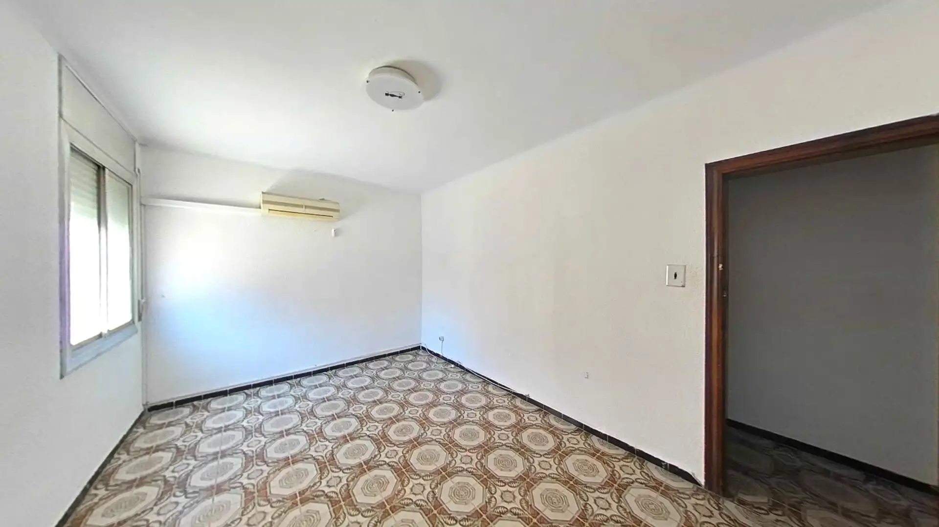 Piso en venta en Badalona con Calefacción, Terraza y Balcón