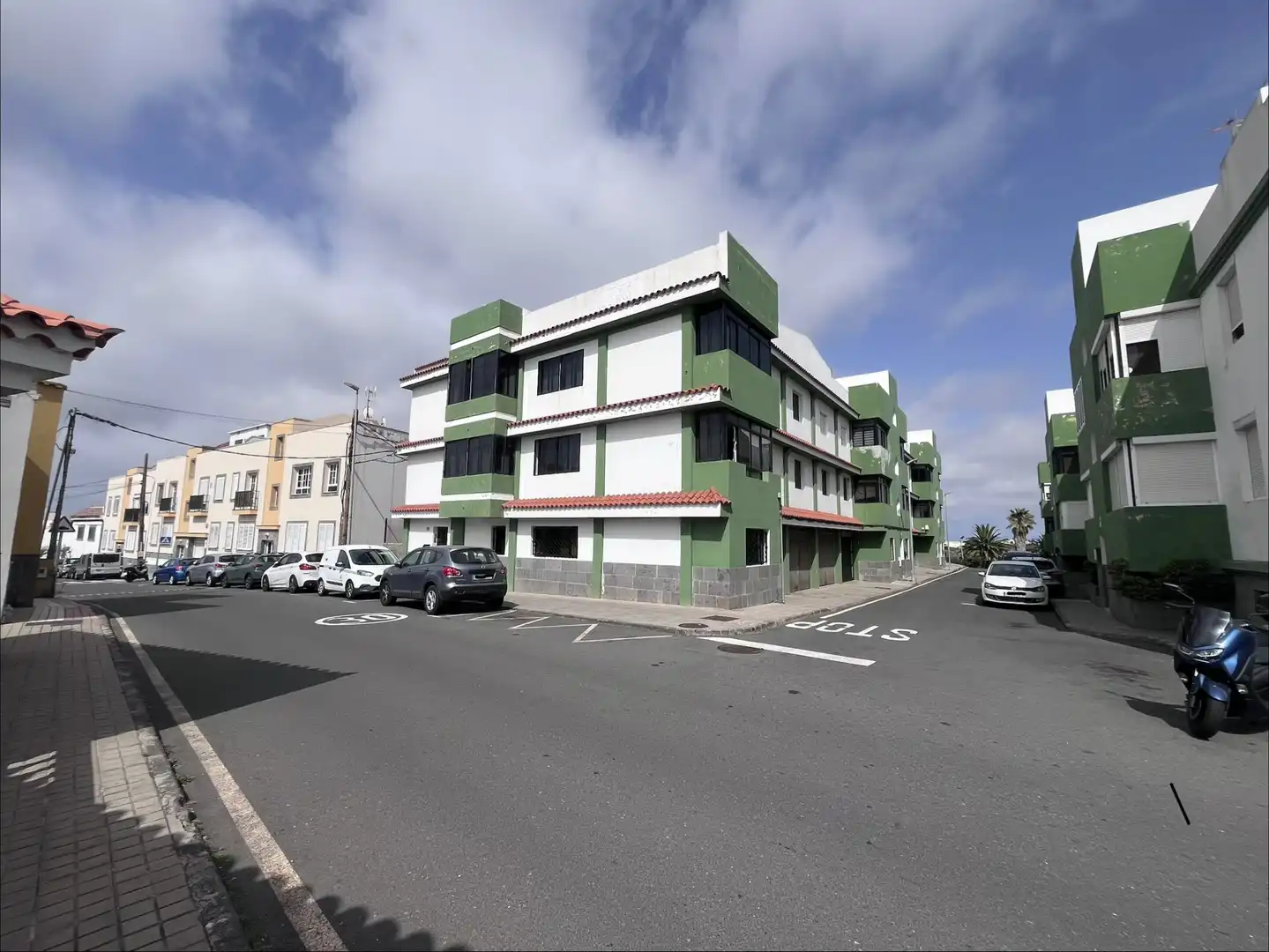 Vista exterior de Piso en venta en Juan XXIII 