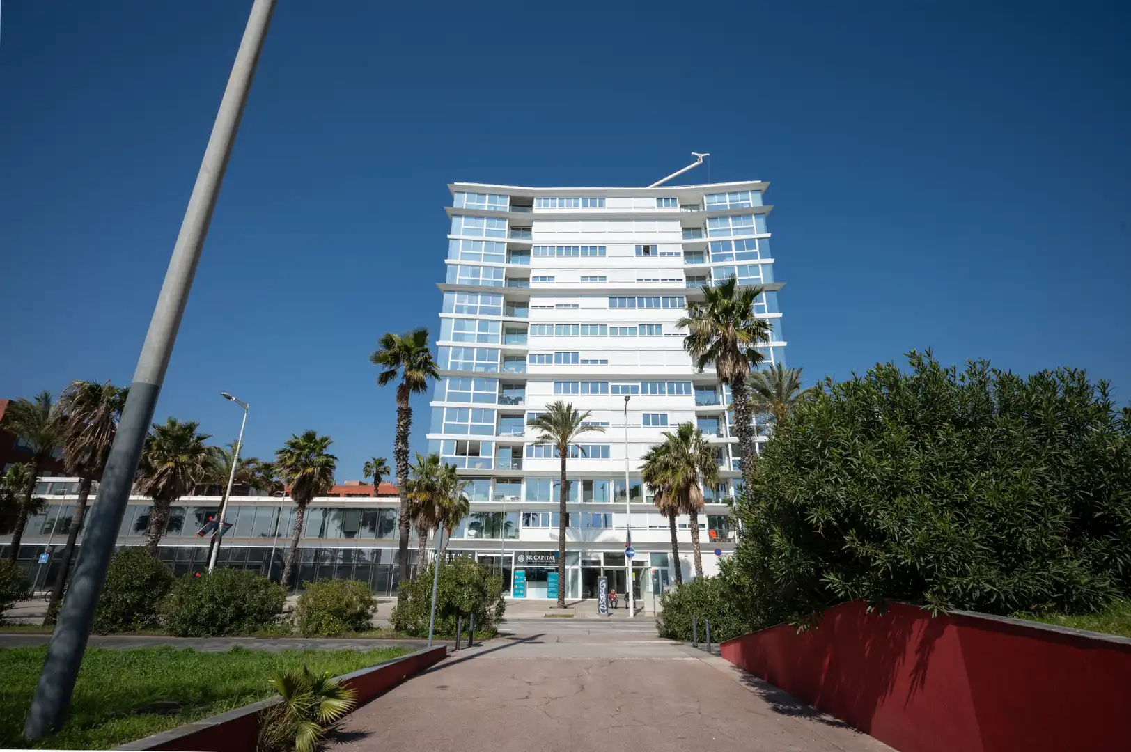 Vista exterior de Piso en venta en Barcelona con Aire acondicionado, Calefacción y Terraza
