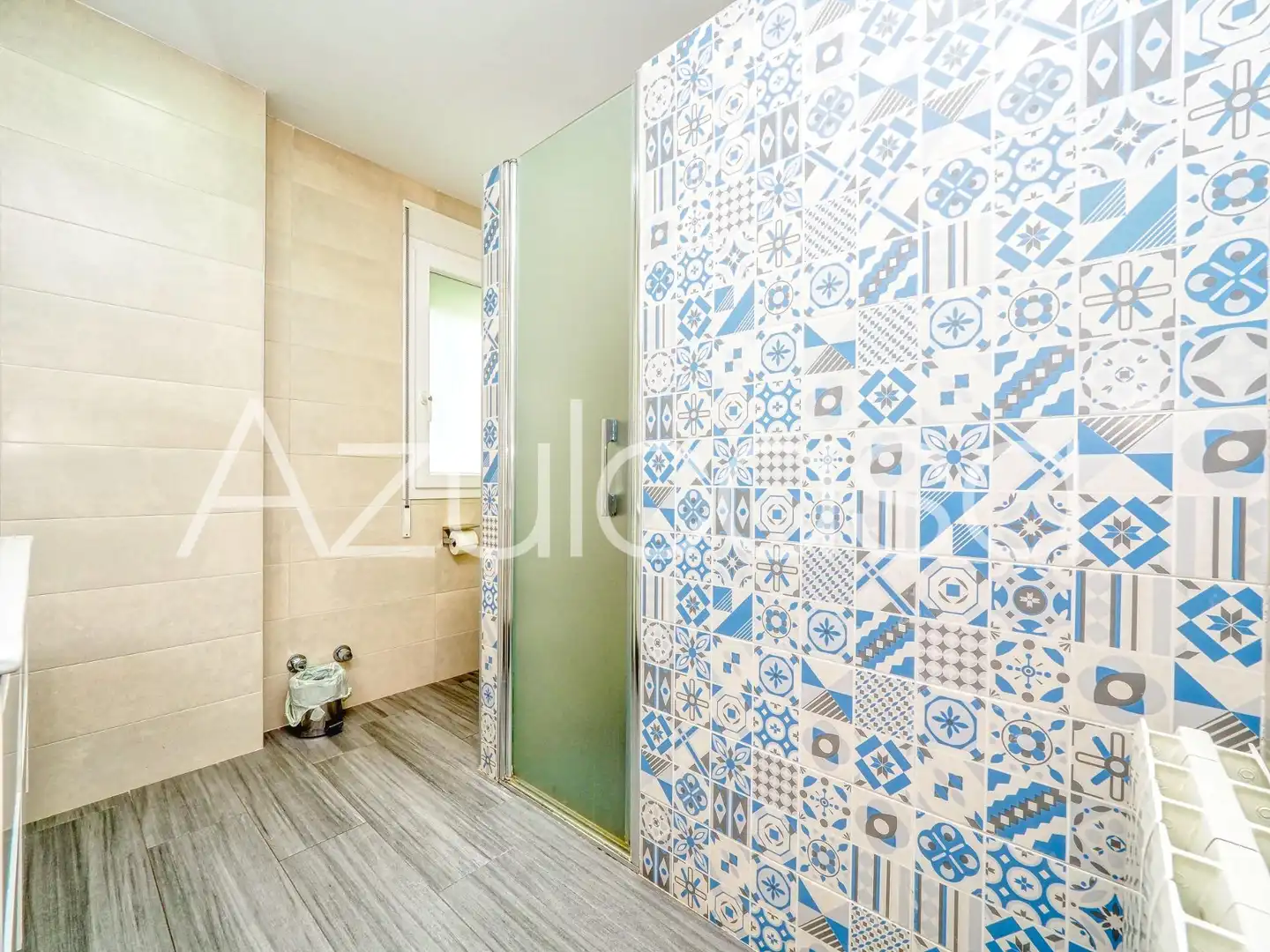 Bathroom of Houses for sale in Mutxamel  with Air Conditioner, Heating and Terrace