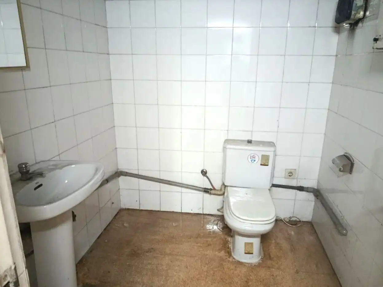 Business premises for sale in Calle Alfonso Iv Setenta-Y-Tres-Y-Setenta-Y-Cinco, imagen 16