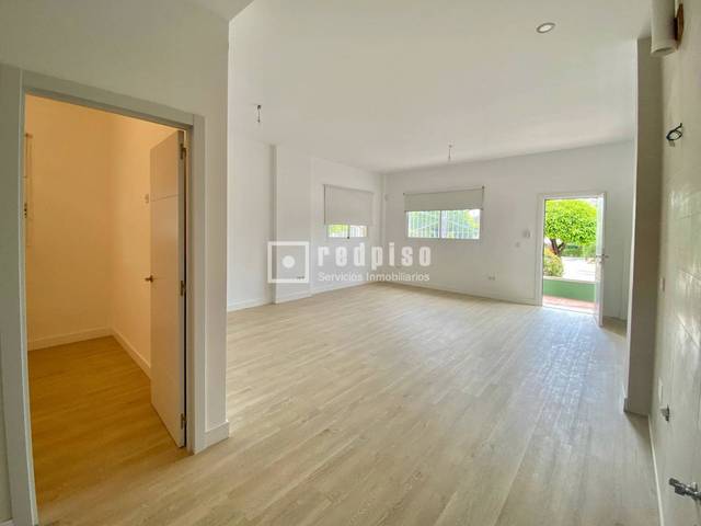 Apartamento en Venta en Jenofonte en El Cónsul - Ciudad Universitaria - El Romeral