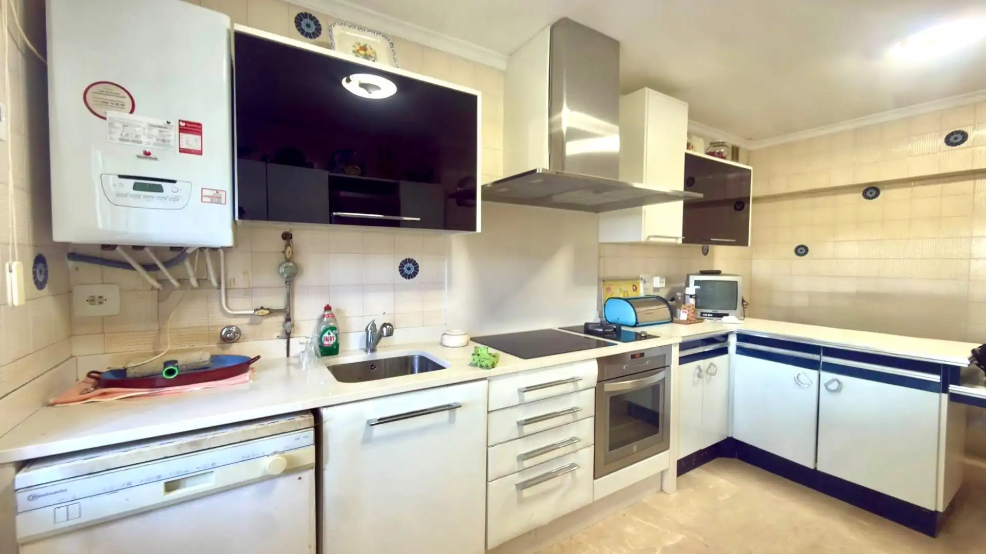 Casa con piscina en venta en Amoeiro, imagen 10