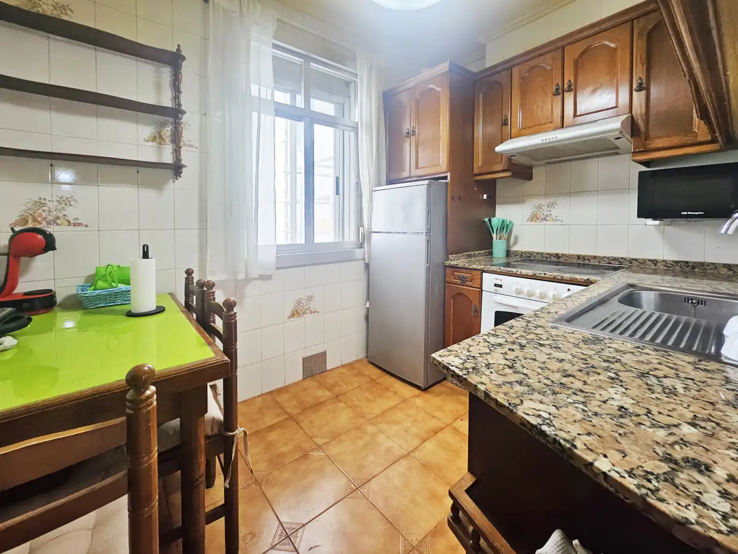 Kitchen of Flat for rent in A Coruña Capital   with Heating, Furnished and Oven