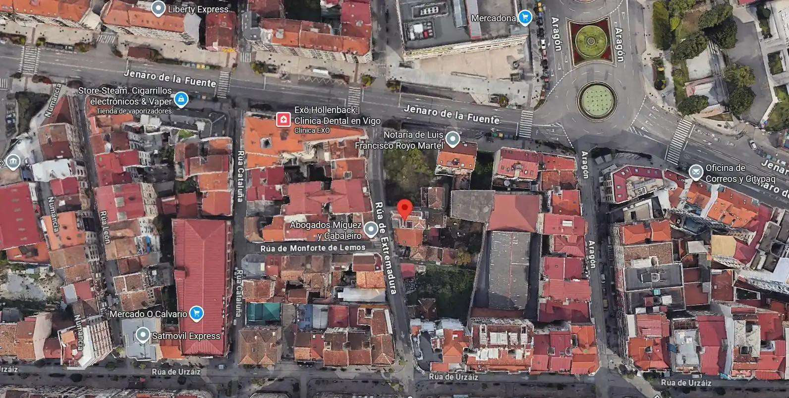 Vista exterior de Edificio en venta en Vigo 