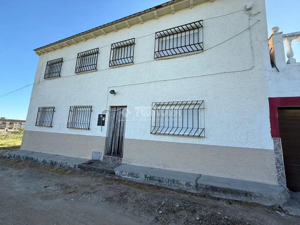 Casa adosada en venta