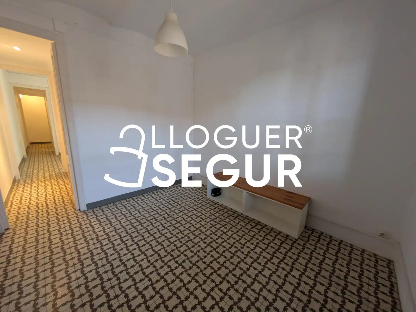 Piso de alquiler en Violant d'Hongria, Sants