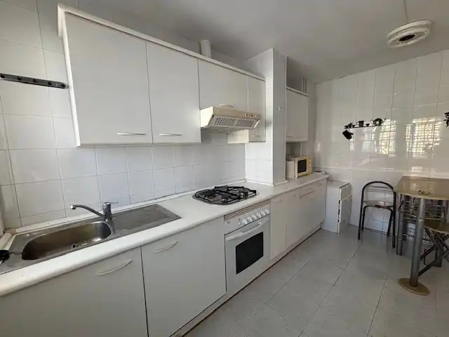 Cocina de Piso en venta en Ferrol con Calefacción, Amueblado y Horno