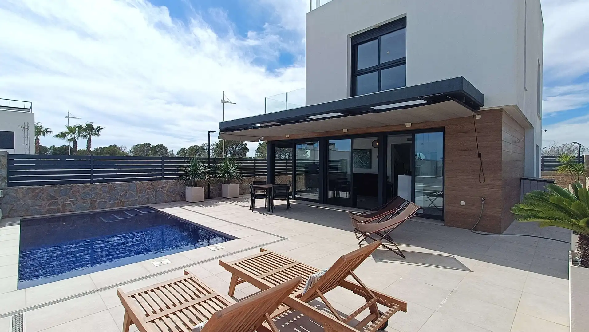 Casa con terraza en venta en Algorfa
