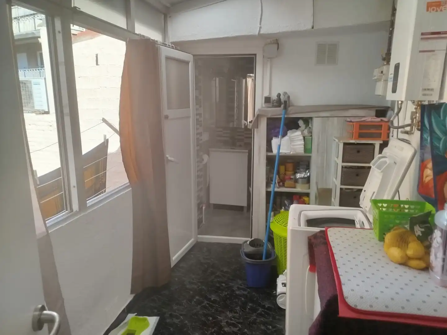Cuina de Casa o xalet en venda en Badalona amb Aire condicionat i Balcó