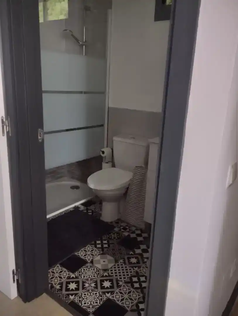 Baño de Piso de alquiler en Parla con Aire acondicionado, Parquet y Amueblado