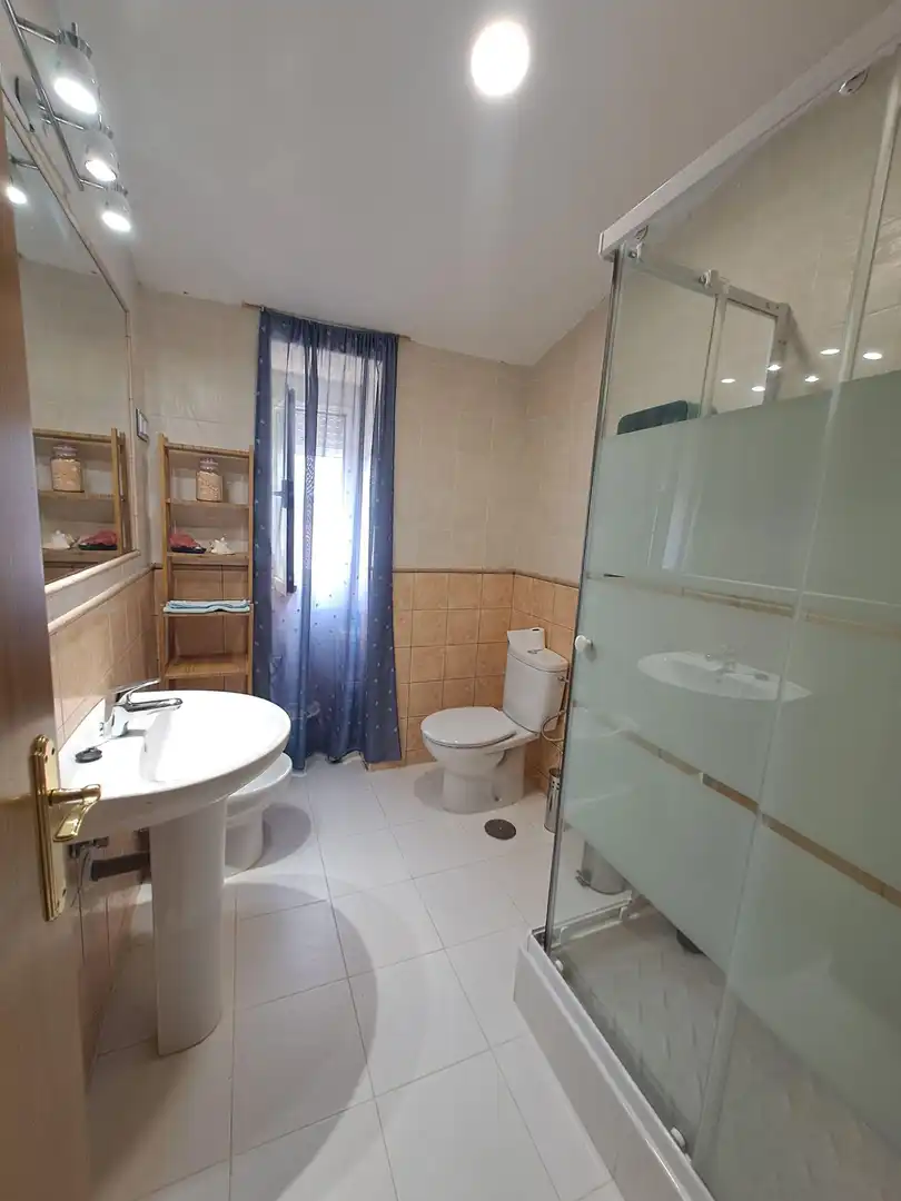 Casa amb piscina en venda a El Viso de San Juan, imagen 8