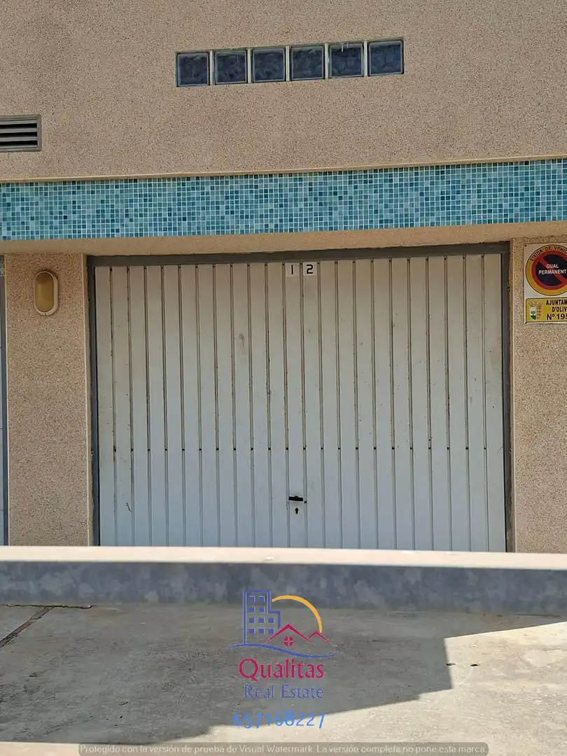 Parking de Apartamento de alquiler en Oliva con Aire acondicionado, Calefacción y Terraza