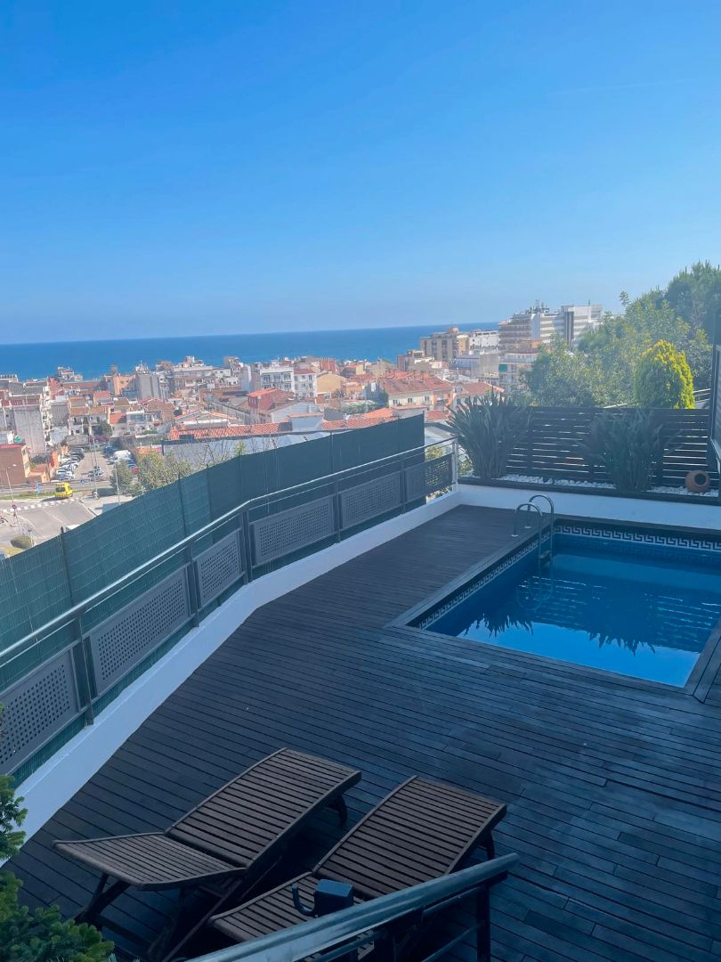 Swimming pool of House or chalet for sale in Calella  with Air Conditioner, Heating and Private garden