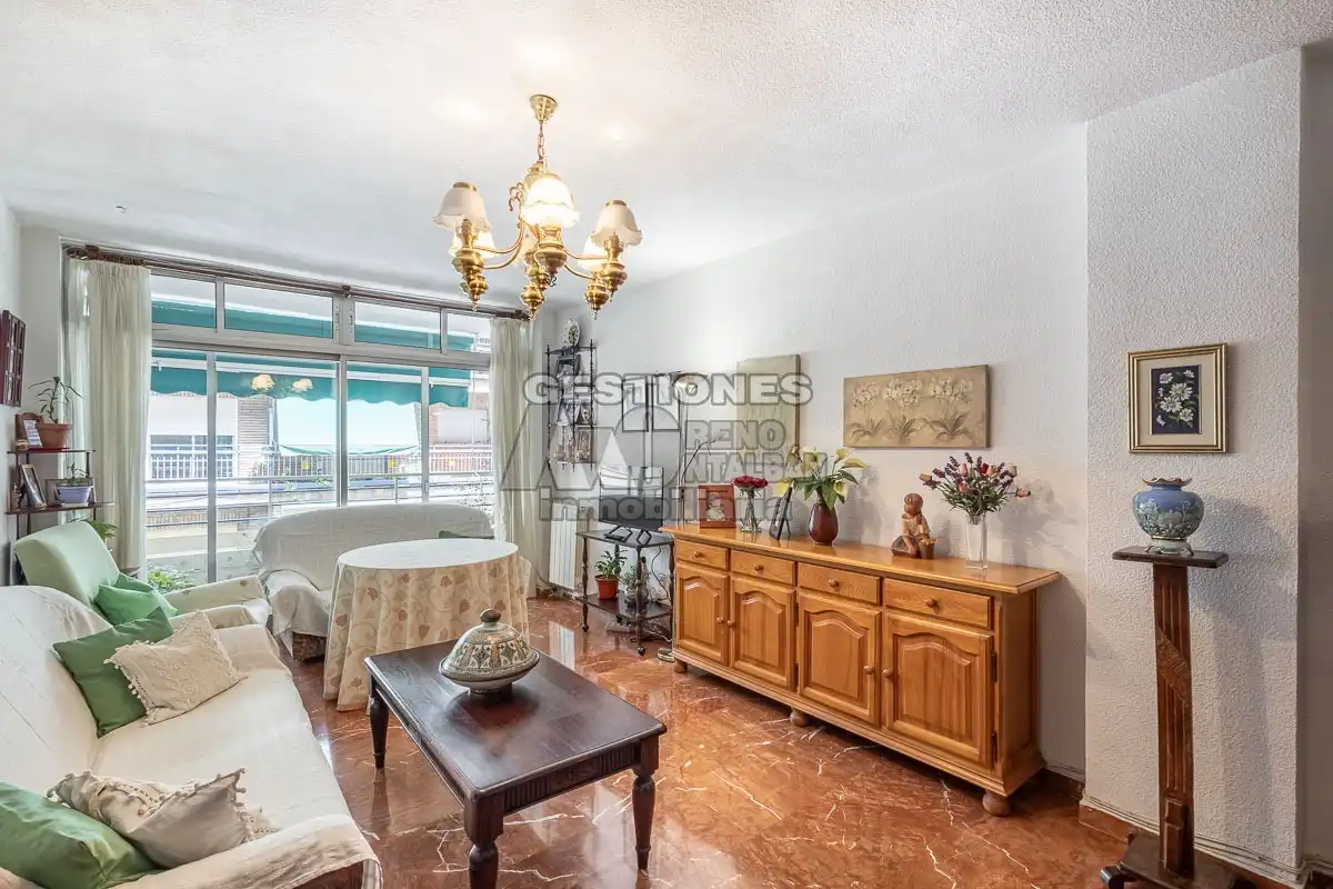 Wohnzimmer von Wohnung zur Miete in Granada mit Heizung, Möbliert und Ofen