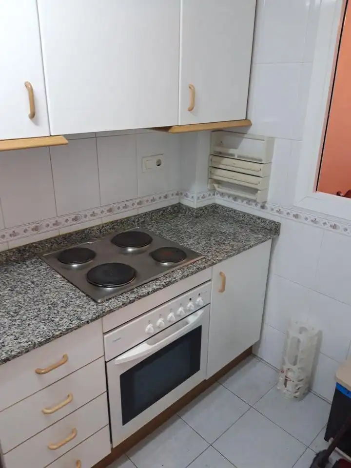 Cocina de Piso de alquiler en Tarragona con Aire acondicionado, Terraza y Trastero