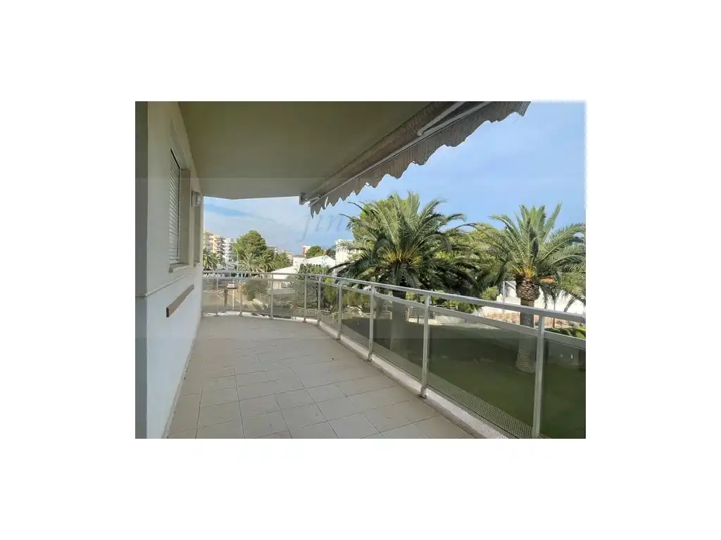 Vista exterior de Apartamento en venta en Mont-roig del Camp