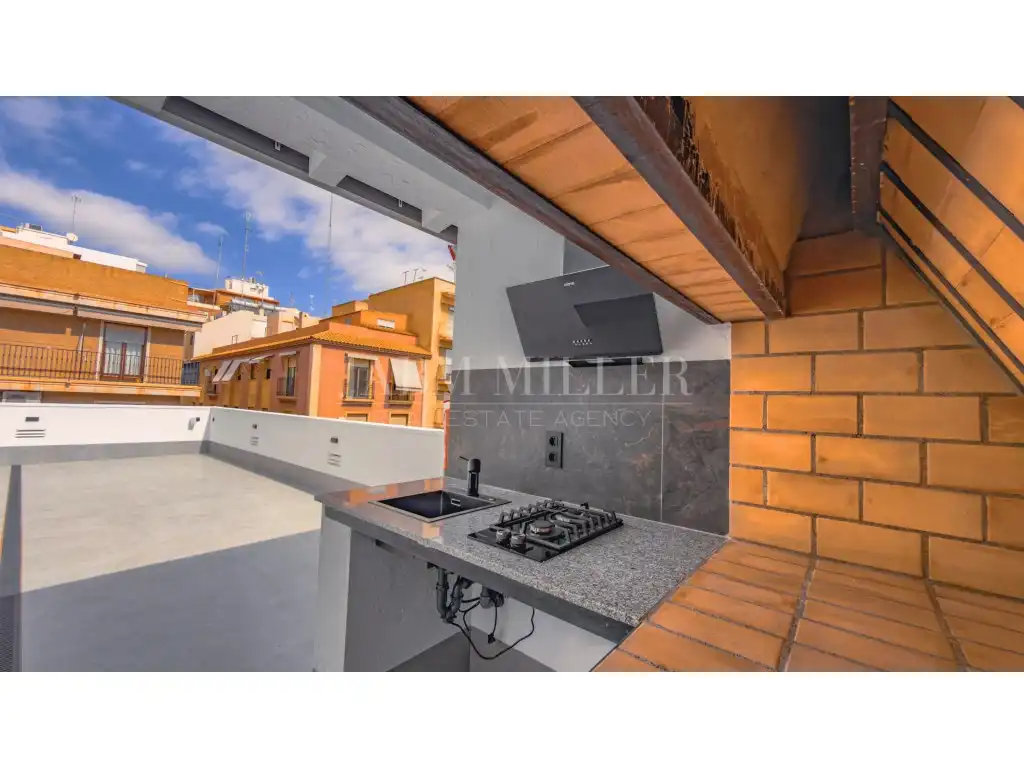 Terrace of Attic for sale in Elche / Elx  with Air Conditioner, Heating and Terrace