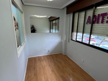 Local comercial en alquiler en Avenida Menéndez Pelayo 32A