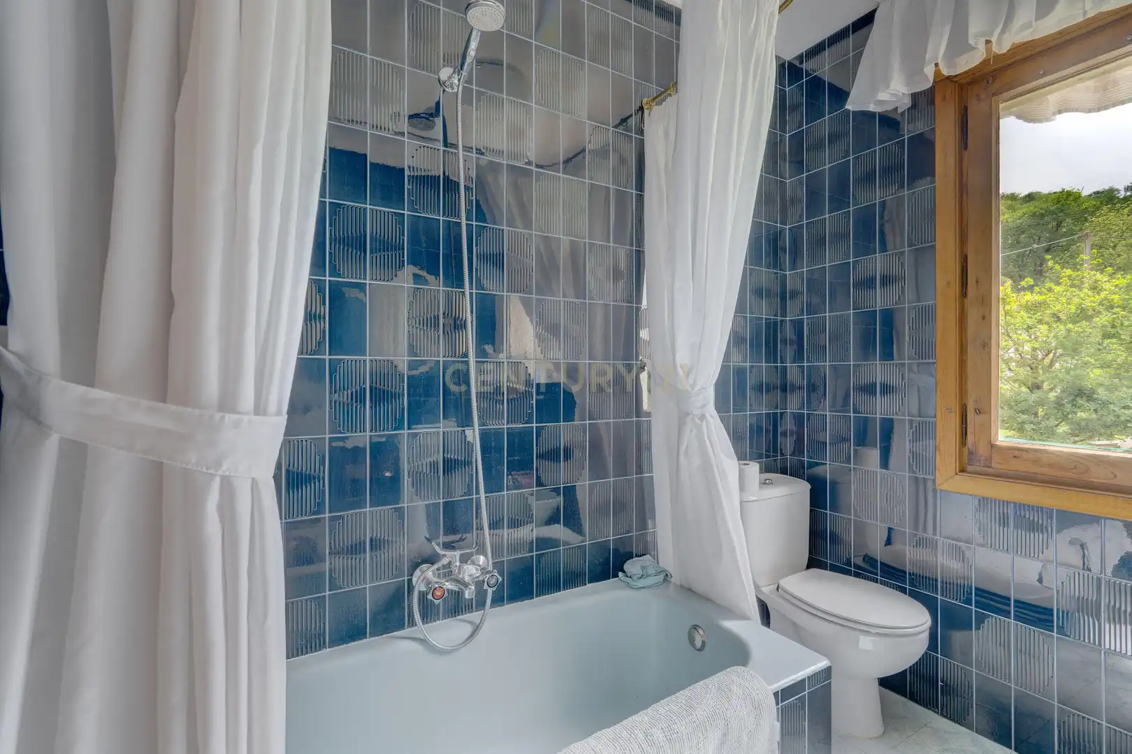 Bathroom of Flat for sale in Oiz  with Private garden and Storage room