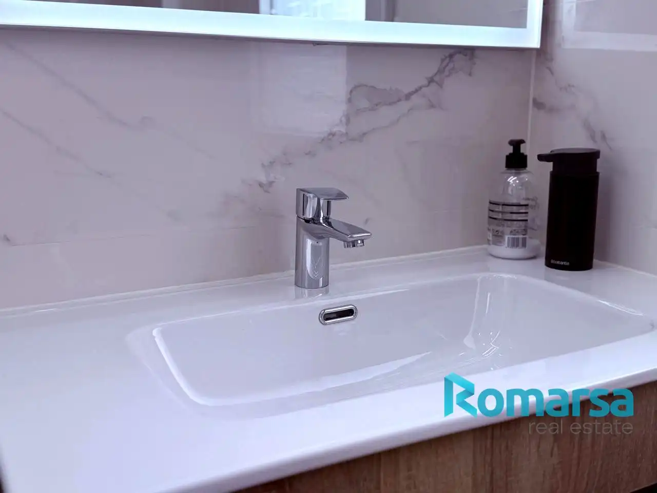 Bathroom of Flat for sale in Ávila  with Heating, Terrace and Furnished