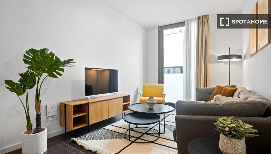 Photo 1 of Flat to rent in La Salut, Barcelona