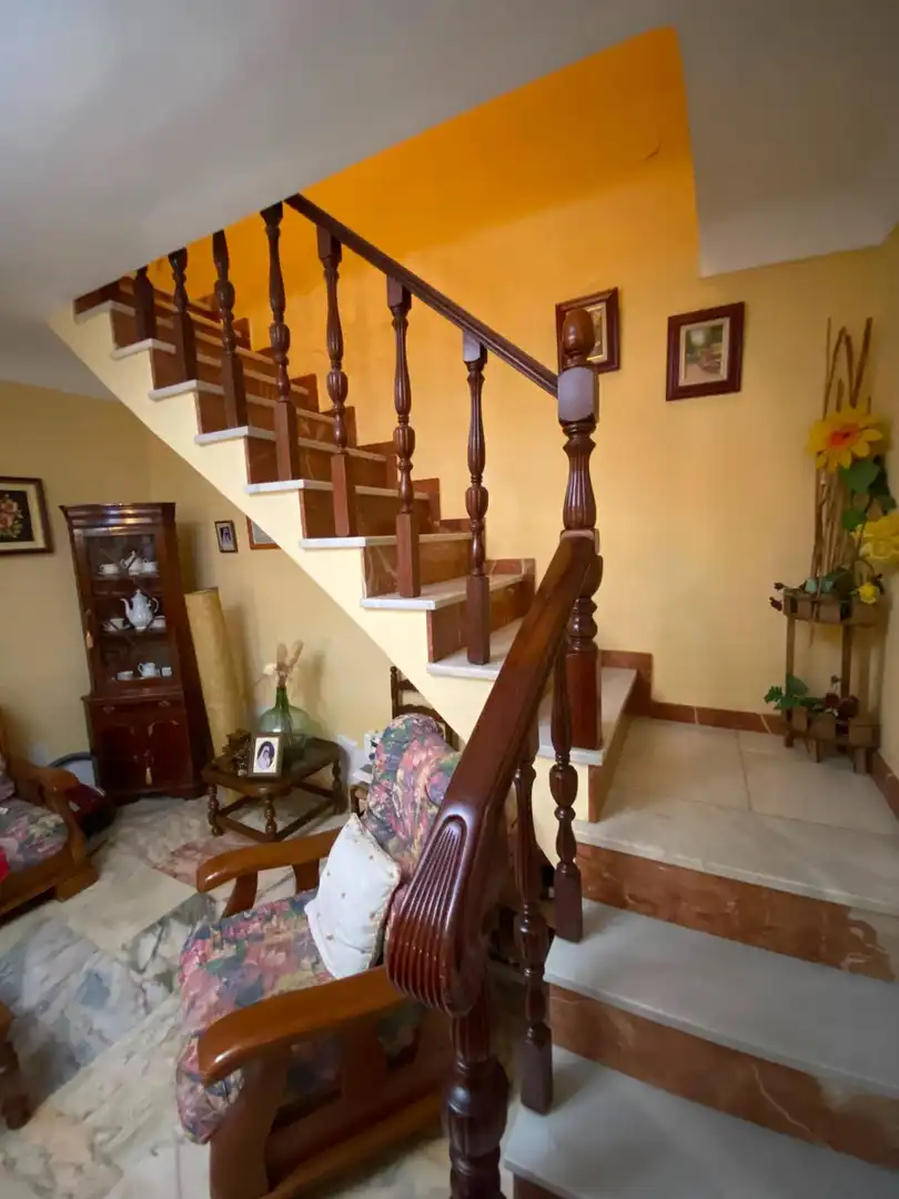 Casa aparellada en venda a Casco Antiguo, imagen 3