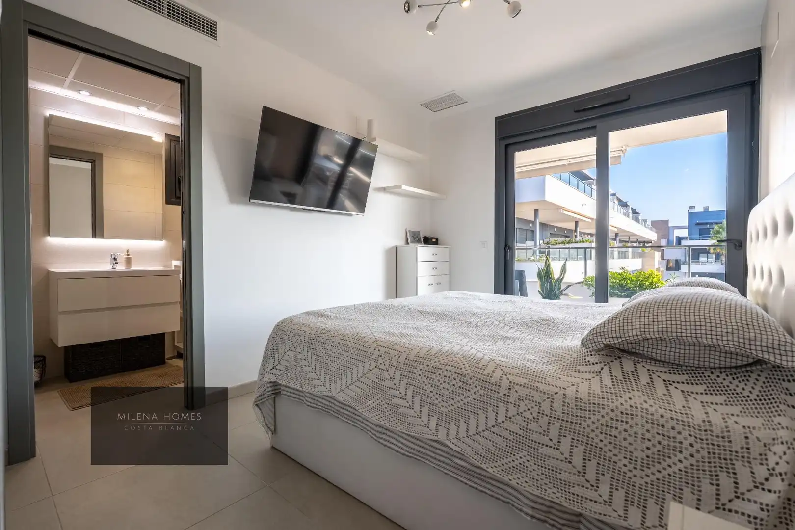 Apartamento con terraza en venta en Calle Calle Pablo Picasso, imagen 28