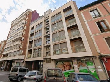 Pis amb ascensor en venda a Calle PANADEROS