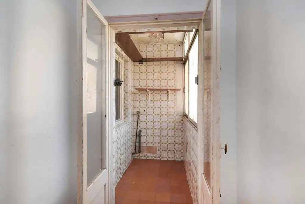 Badezimmer von Wohnung zum Verkauf in Santa Coloma de Gramenet