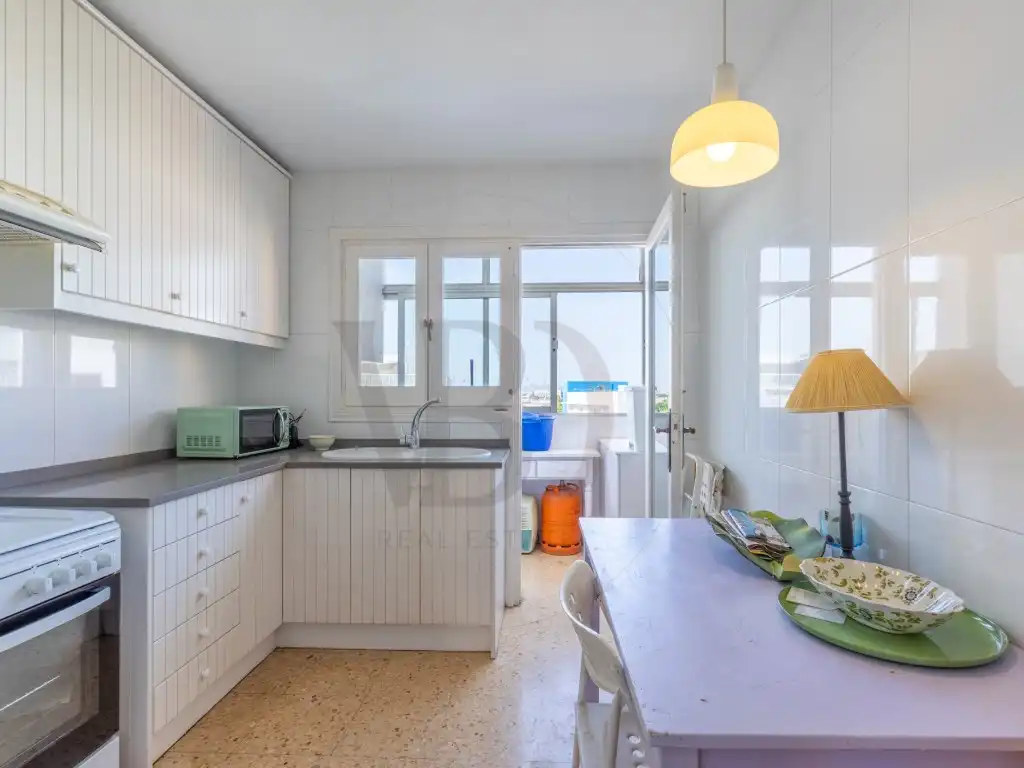 Küche von Dachboden zum Verkauf in Eivissa mit Terrasse