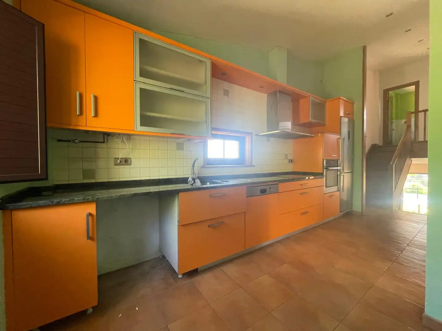 Cuina de Casa o xalet en venda en Ferrol amb Calefacció, Forn i Rentadora
