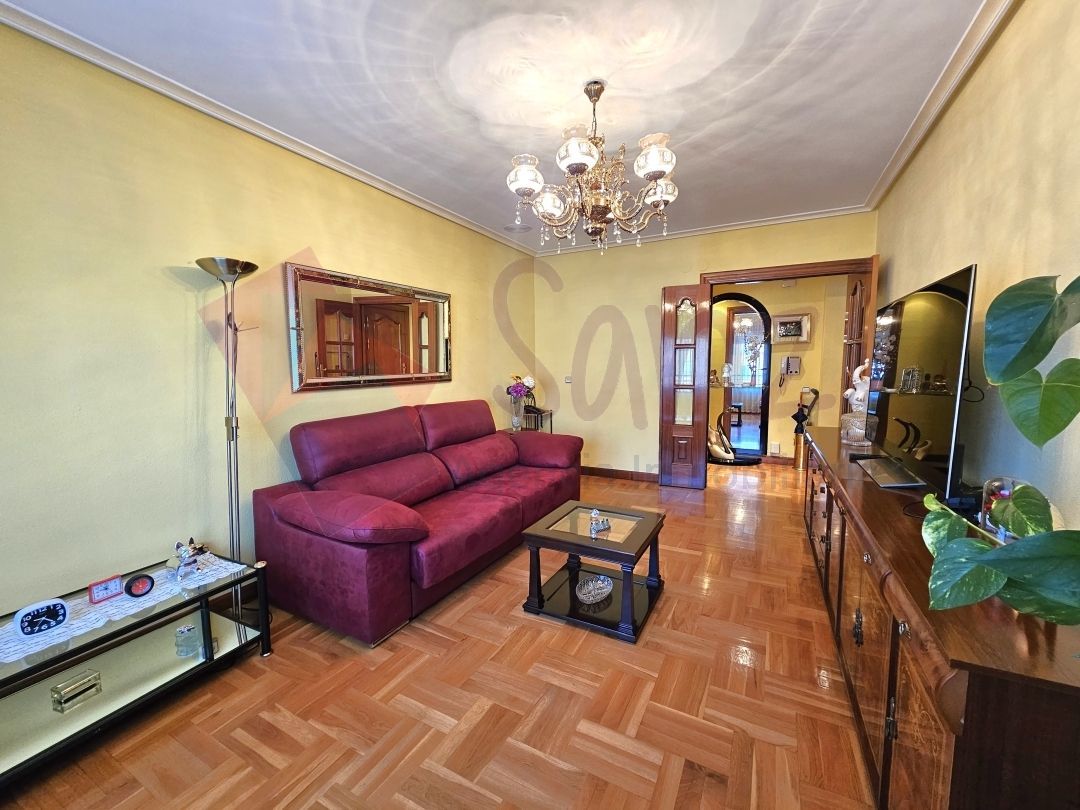 Living room of Flat for sale in  Logroño  with Heating, Terrace and Storage room