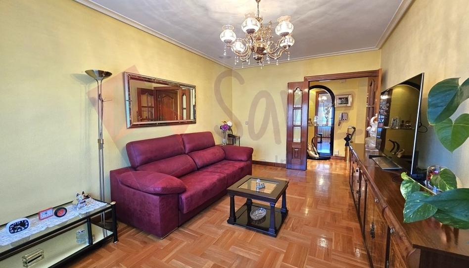 Photo 1 of Flat for sale in Avenida de la Paz, San Millán - Ayuntamiento, La Rioja