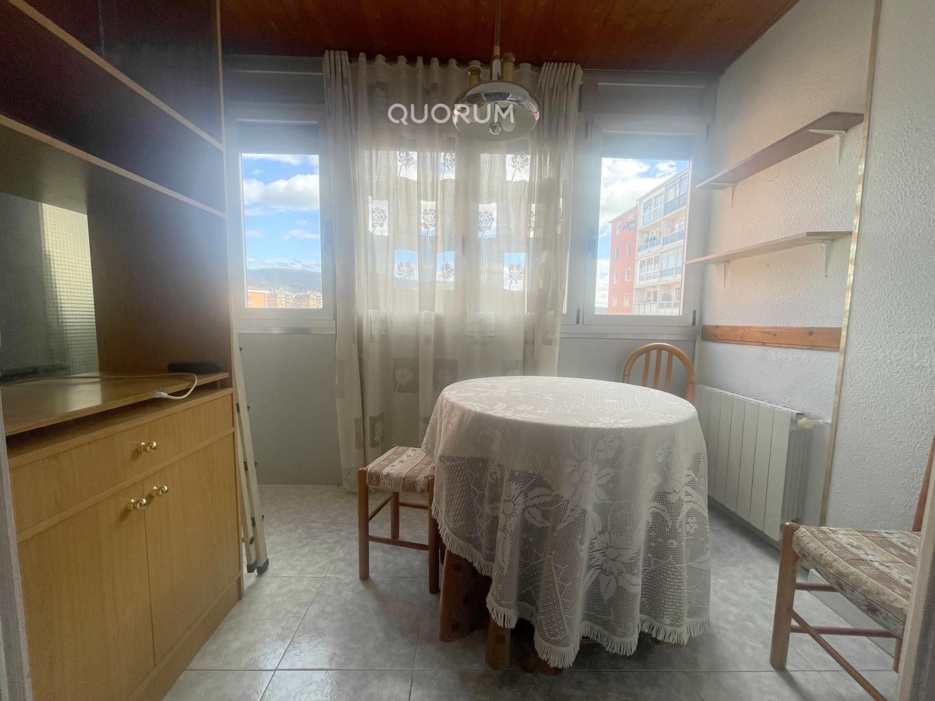 Habitación de Piso en venta en Bilbao  con Calefacción