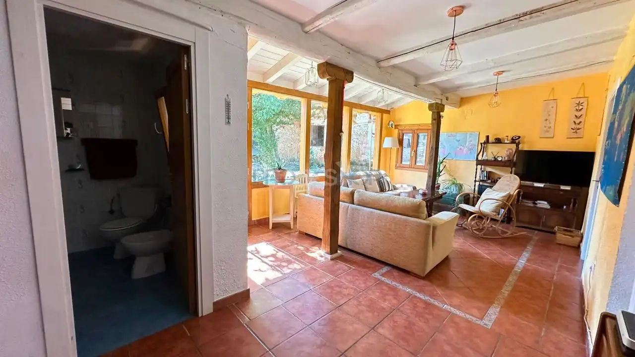 Finca rústica en venda en Chozas de Abajo amb Calefacció, Jardí privat i Moblat