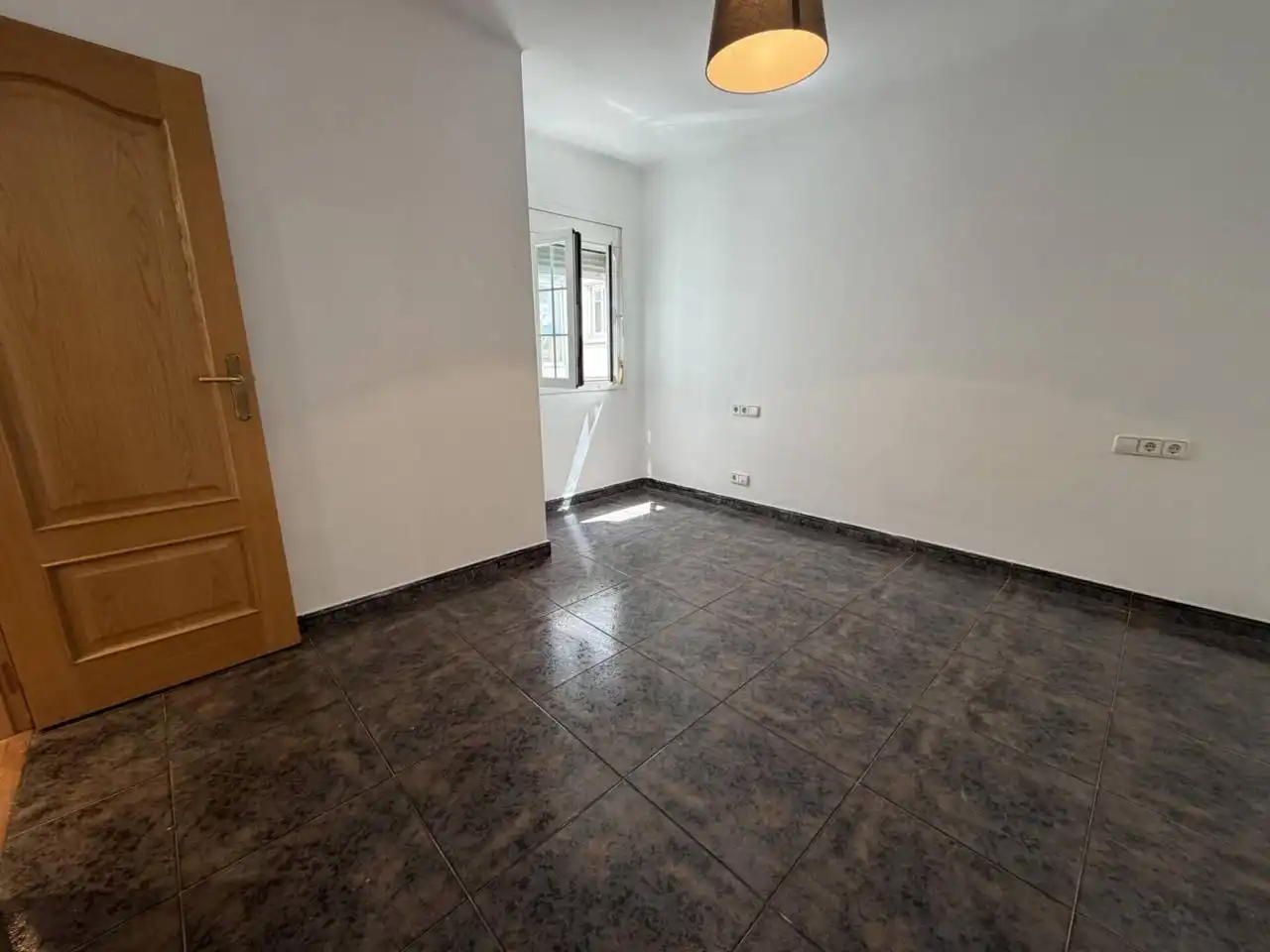Habitación de Piso en venta en Sabadell con Calefacción y Parquet