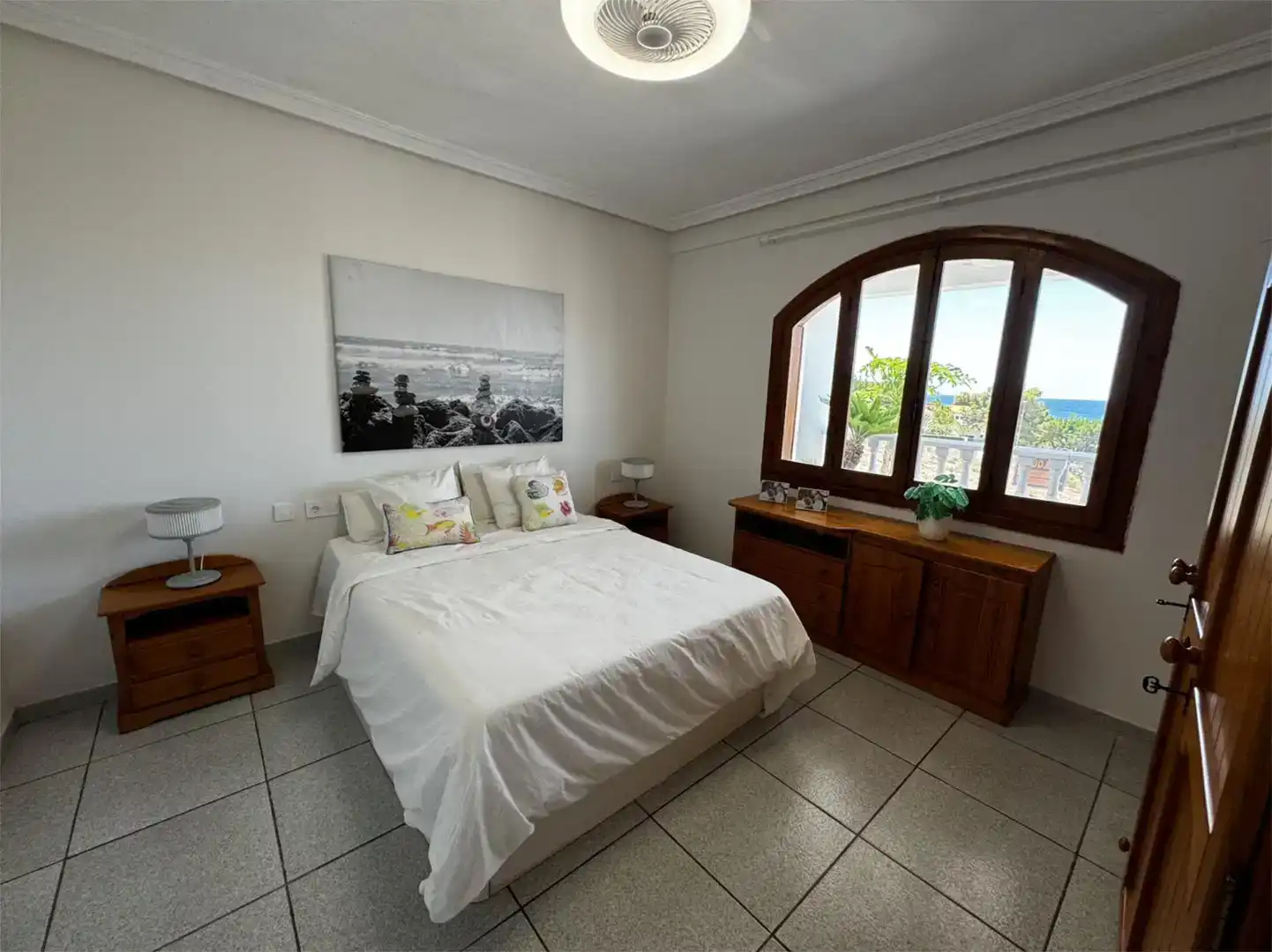 Dormitori de Casa o xalet de lloguer en Cartagena amb Aire condicionat, Jardí privat i Moblat