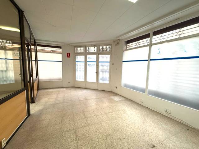 Local comercial en Alquiler en Carrer Horta d'en Creus, 21 en Centre