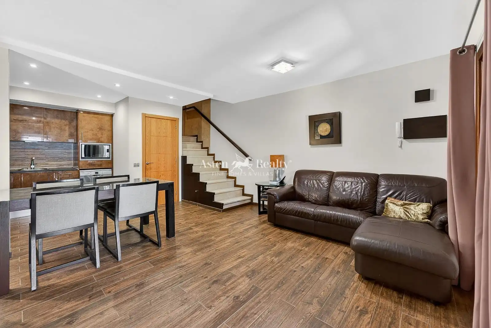 Maisonette mit Pool zum Verkauf in Helsinki, imagen 2