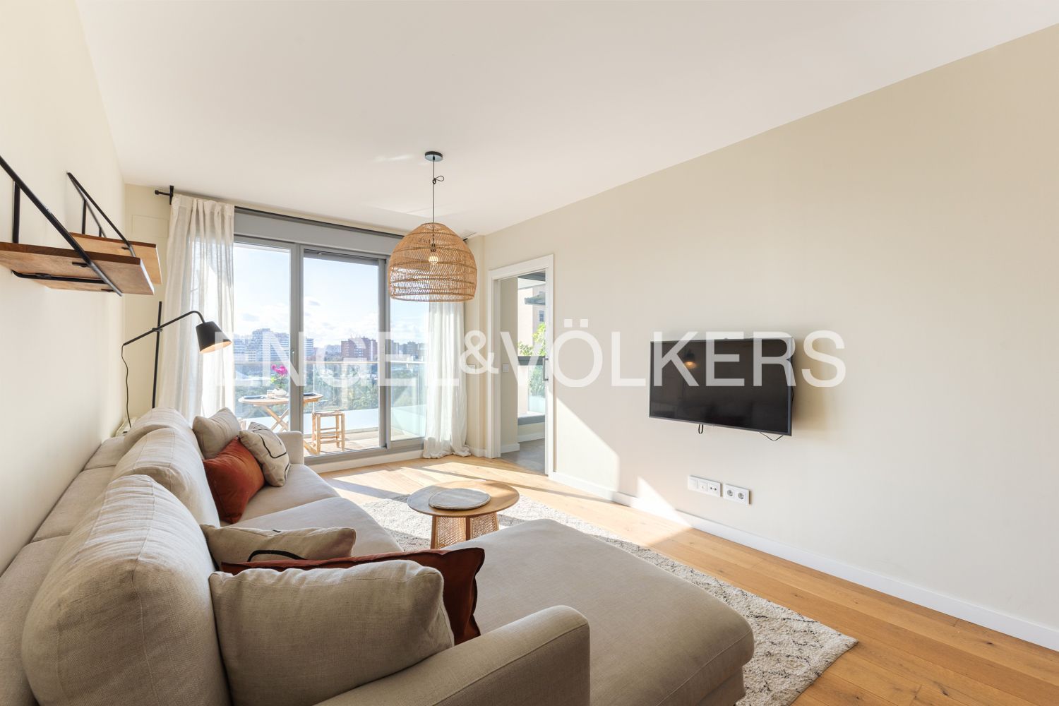 Wohnzimmer von Wohnung zur Miete in  Valencia Capital mit Klimaanlage, Heizung und Privatgarten