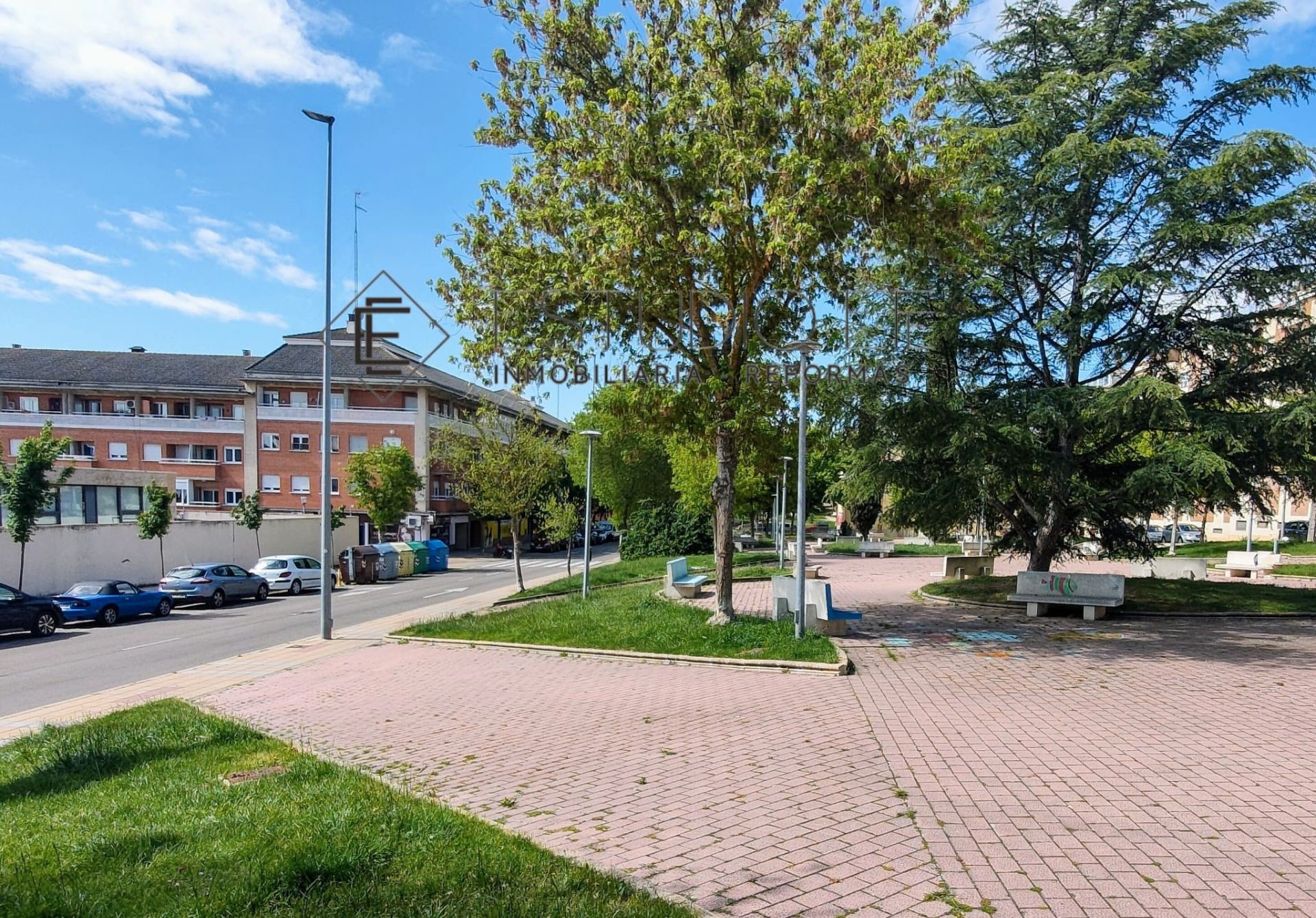Exterior view of Duplex for sale in Salamanca Capital  with Heating, Parquet flooring and Terrace