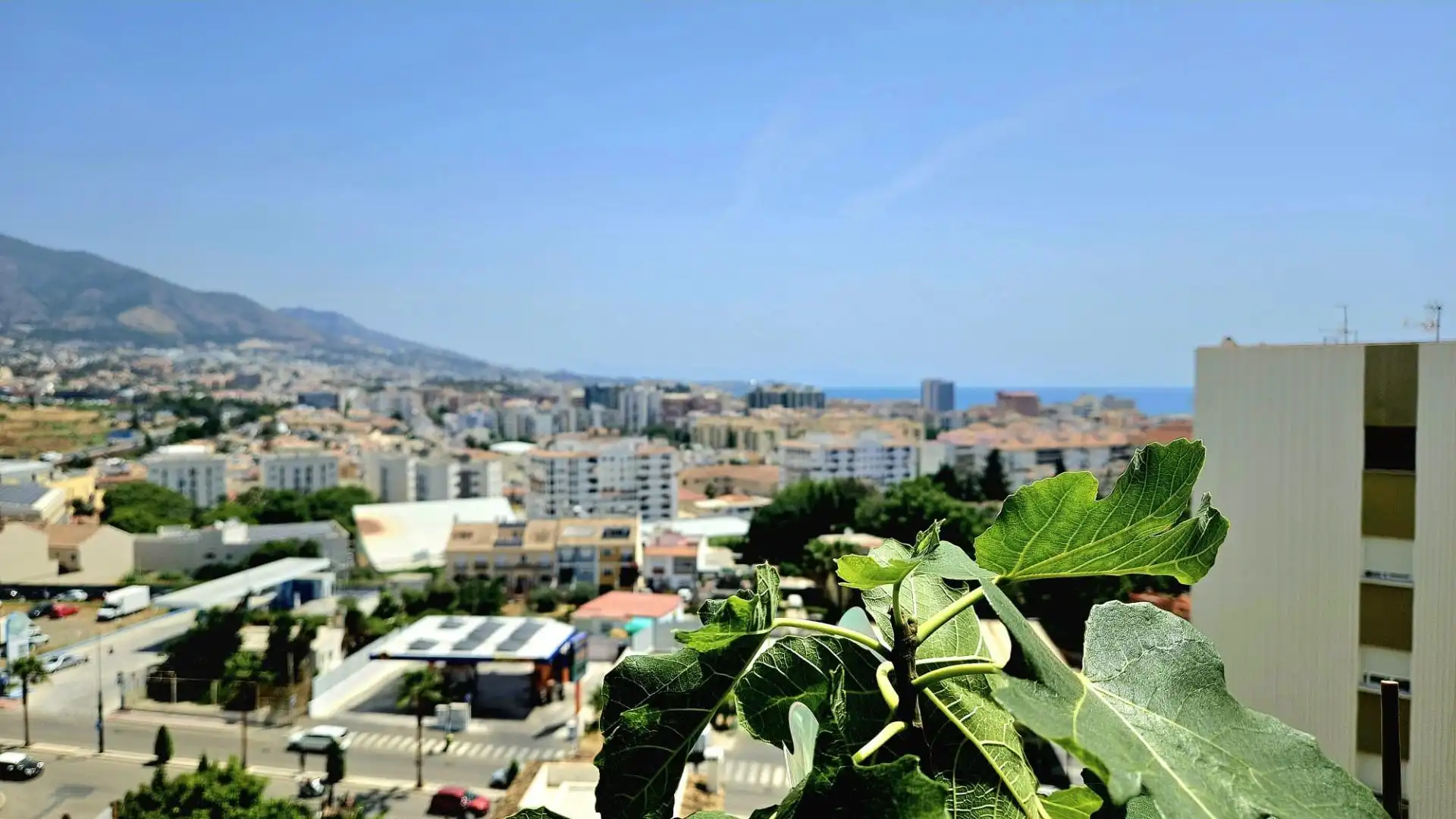Vista exterior de Piso en venta en Fuengirola con Terraza y Balcón