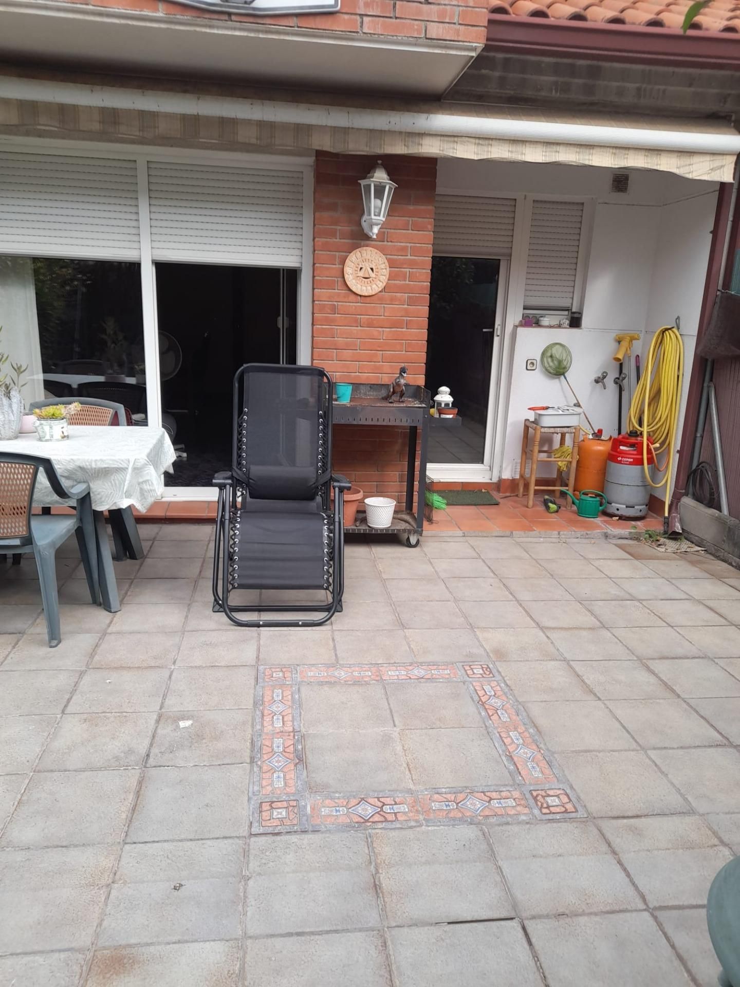 Jardí de Casa adosada en venda en Abrera amb Jardí privat