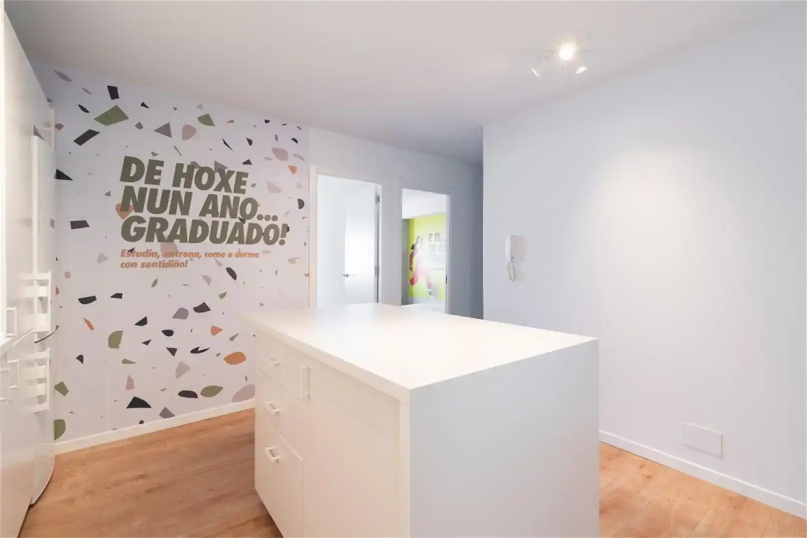 Piso para compartir en Oleiros con Parquet, Amueblado y Horno