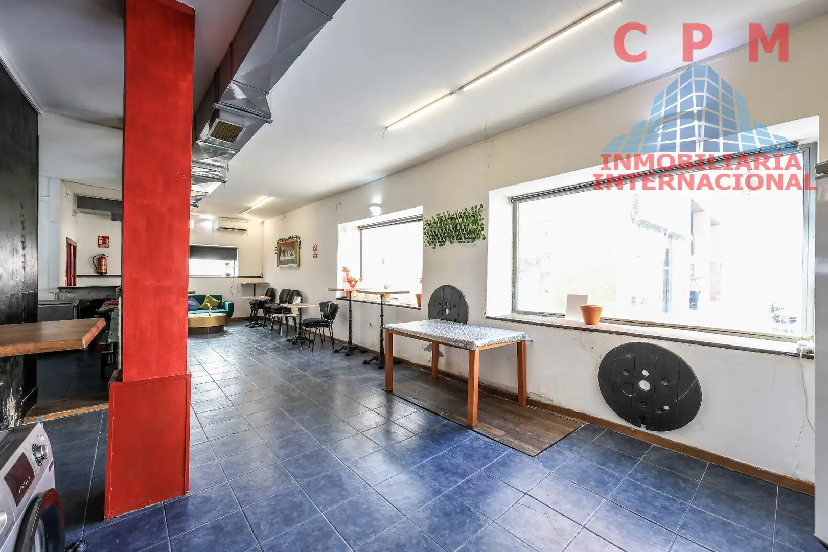 Business premises for sale in Puente de Vallecas, imagen 2